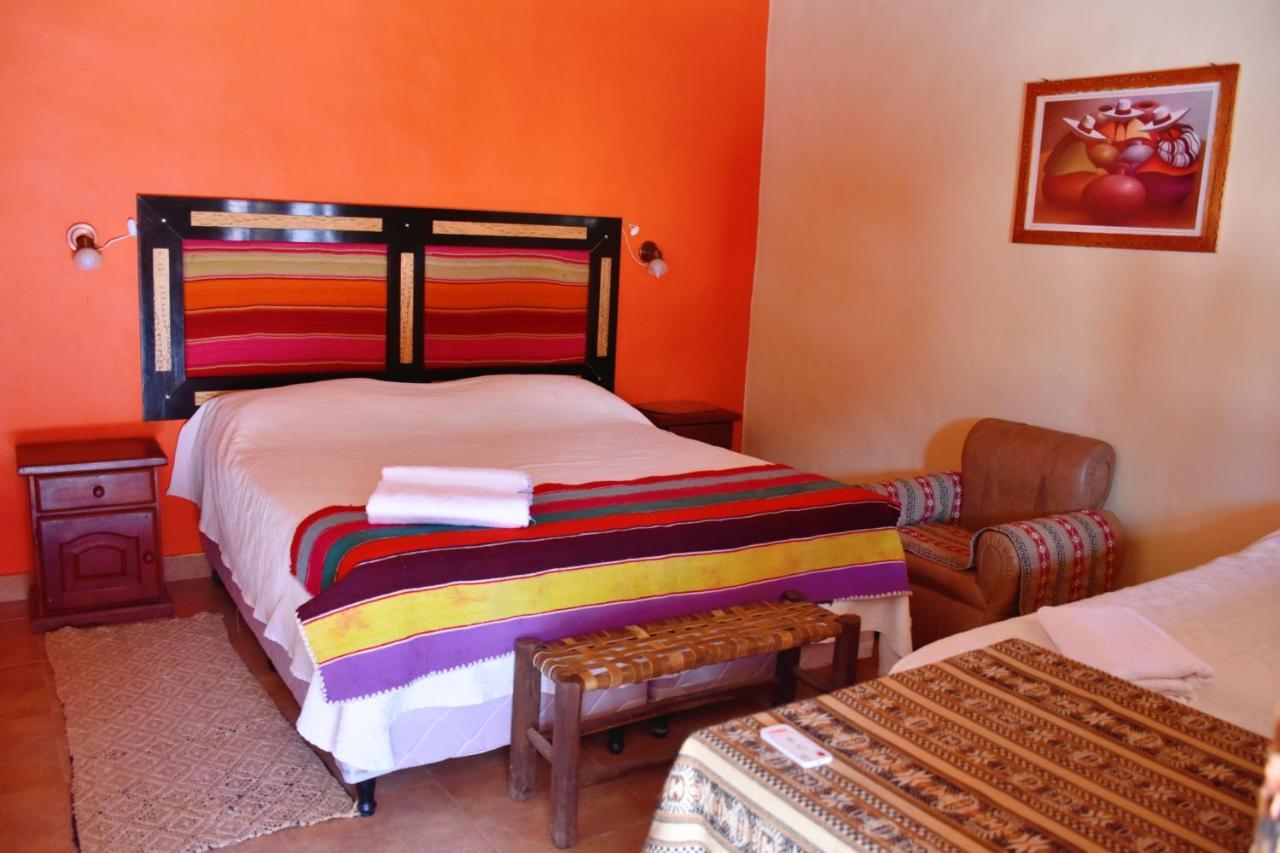 Hostal Paseo De Los Colorados Purmamarca Bagian luar foto